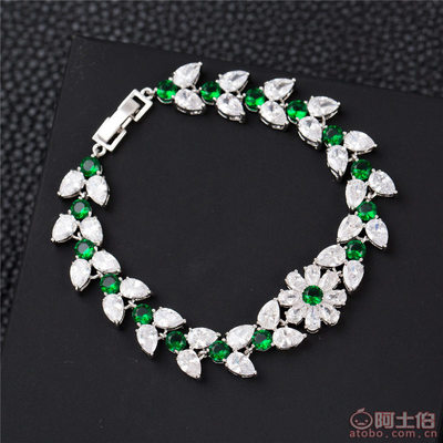 義烏市傅寶仙飾品廠 寶莉雅花卉鋯石手鏈，閃耀的時尚匠心